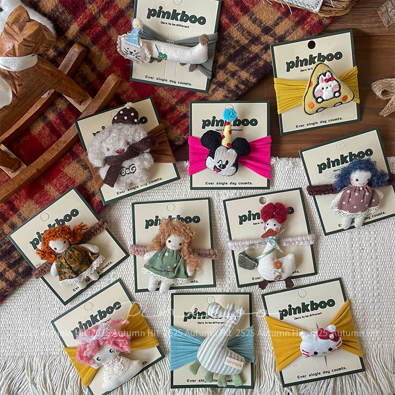 Nueva versión coreana toalla de otoño aros de pelo niños de alta elasticidad bolas de cola de caballo aros de pelo cute osito accesorios de pelo pinkboo 3d handmade dolls aros de pelo dibujos animados estilo de punto retro cute otoño invierno Specification image