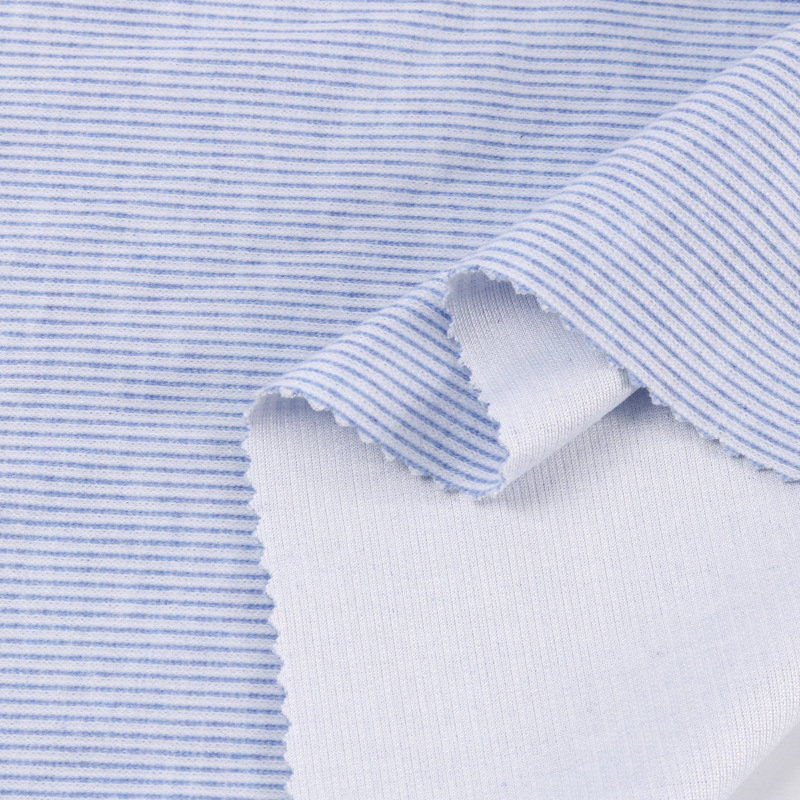 Single-sided striped cotton cashmere fabric is a fashionable, casual, versatile, skin-friendly and comfortable fleece fabric base layer for sweatshirts Application Scenario