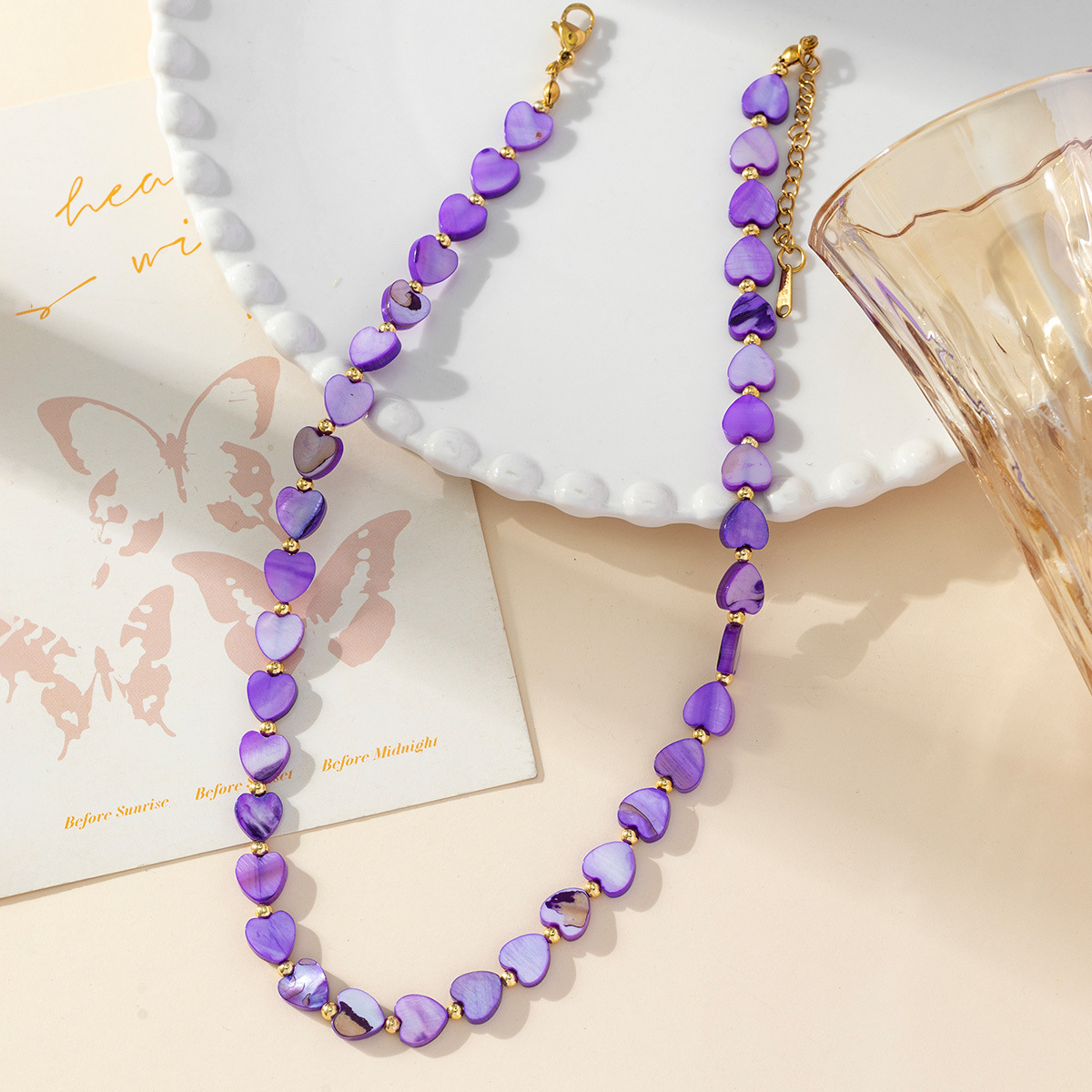 New shell heart necklace for women, light luxury style, niche design, high-end feel, French shell collarbone chain manufacturer wholesale Specification image