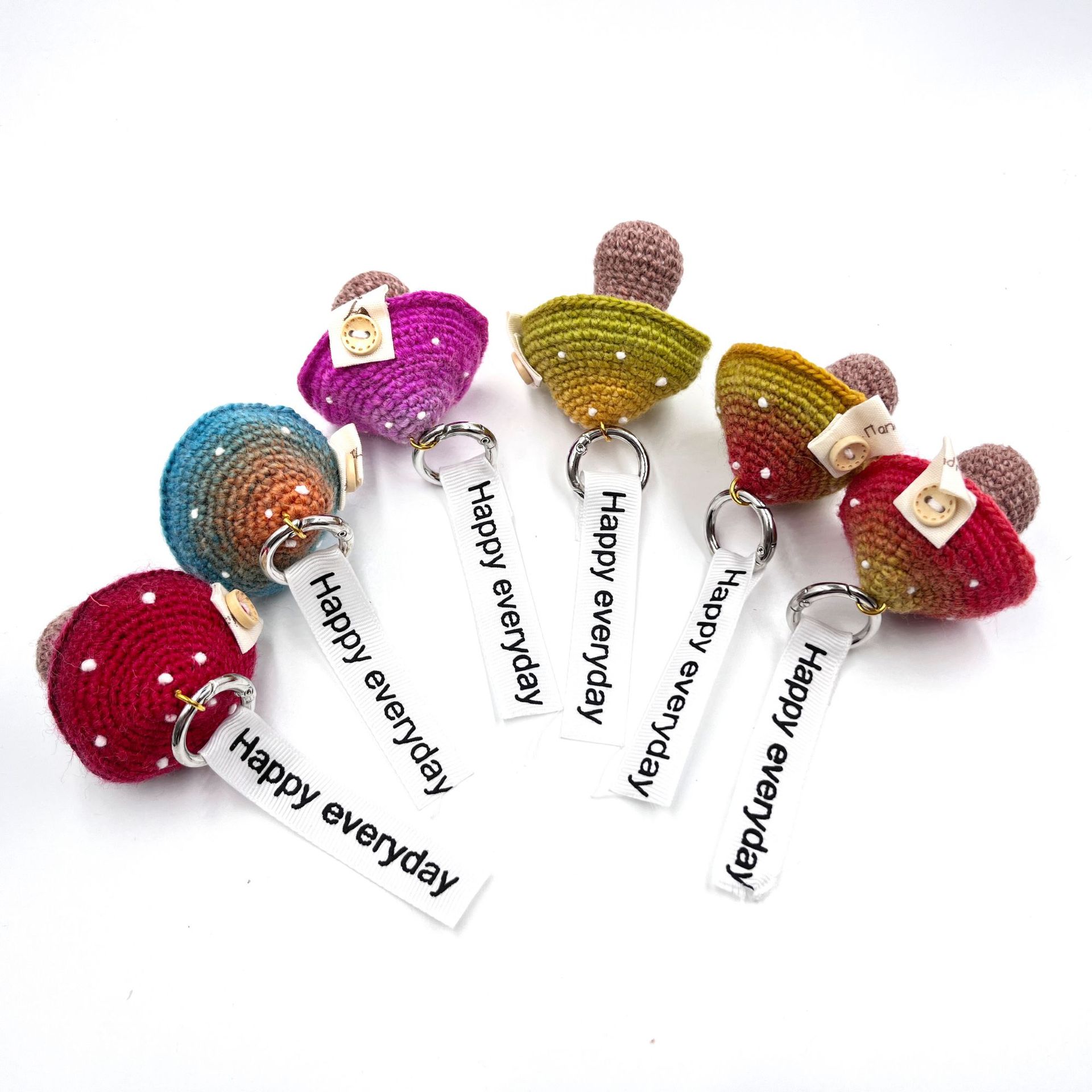 Finished product: Pure hand-woven wool thread small mushroom red umbrella pendant, creative hand-woven doll key pendant Item Picture