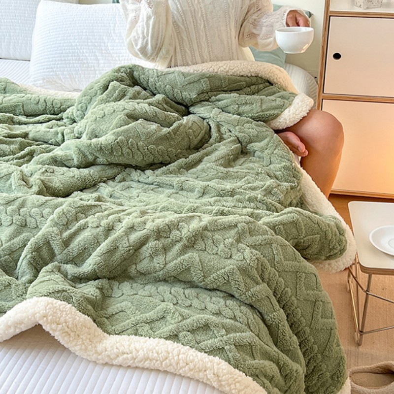 Thickened coral fleece flannel sheepskin blanket, nap sofa cover blanket, office shawl, air conditioner small blanket Specification image