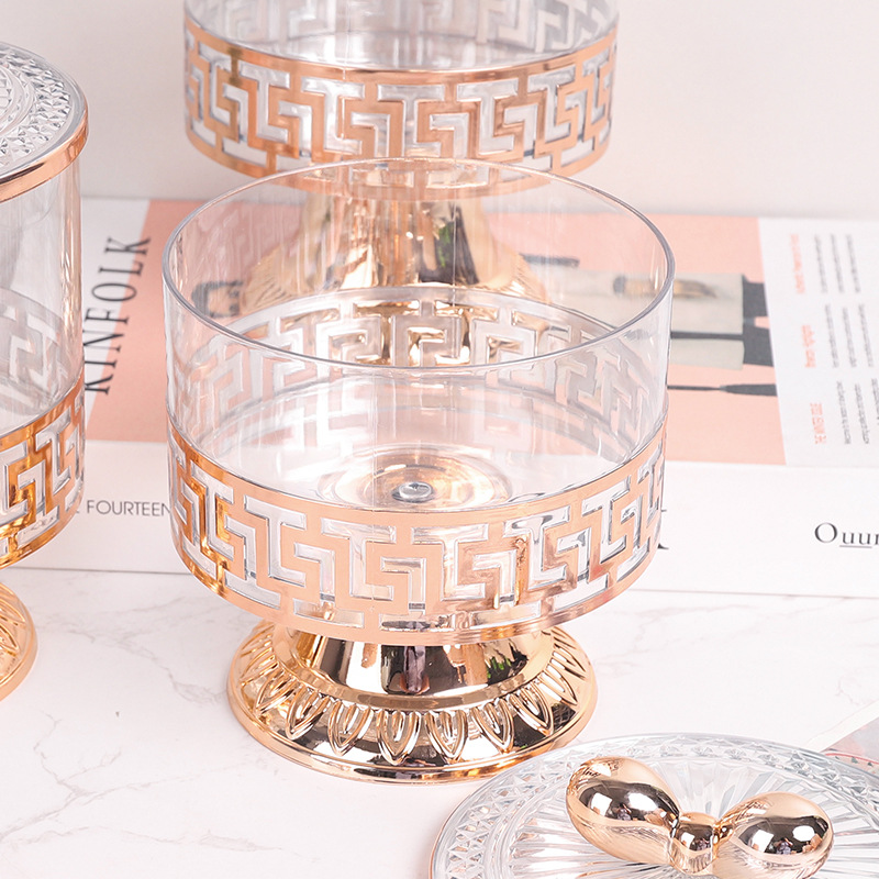 Transparent European retro high-footed silver-plated candy jars, seasoning jars, nut jars, light luxury European jars and storage jars for foreign trade merchants