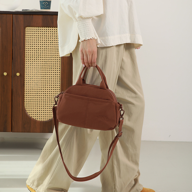 Crossbody bag, women's bag, large-capacity handbag, new lightweight nylon handbag, cross-border Specification image