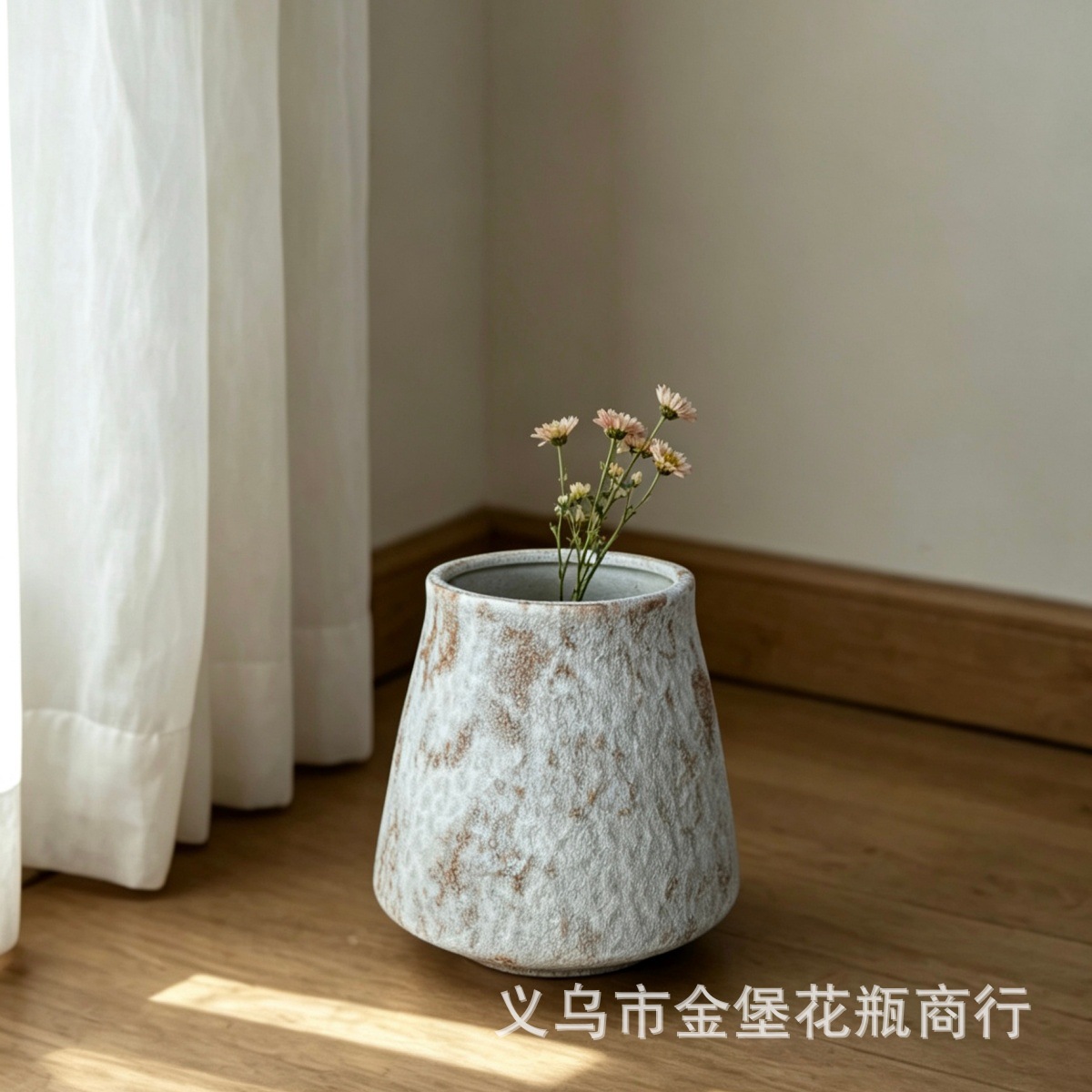 Retro texture ceramic vase, wabi-sabi style soft decoration for homestay details Picture