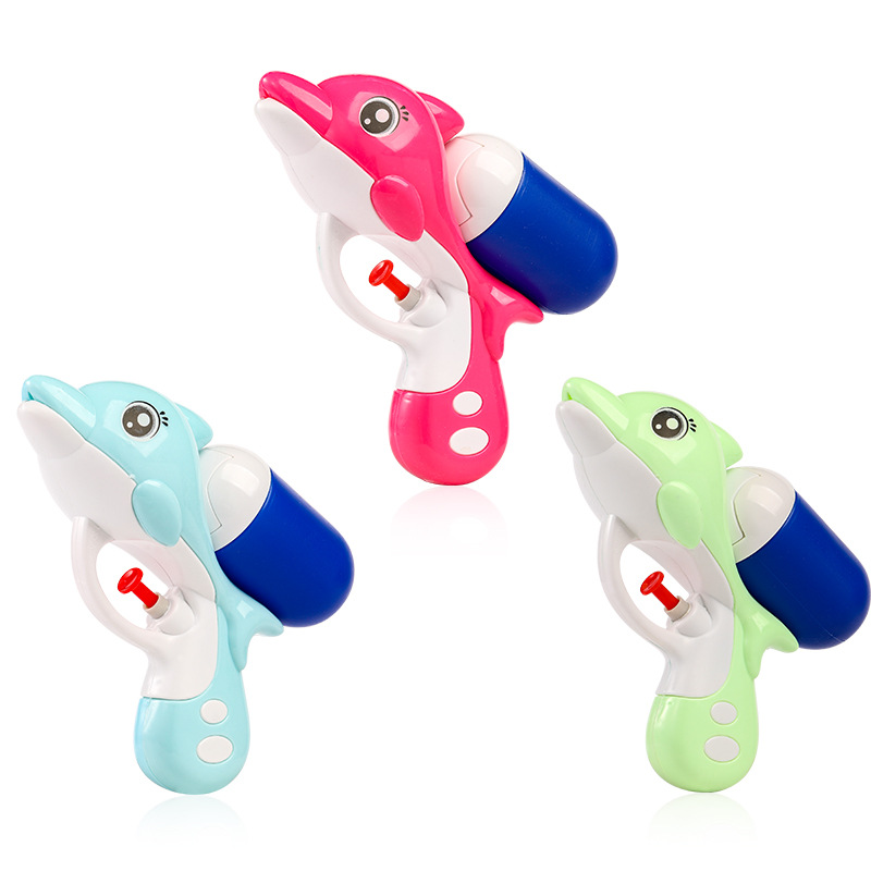 The new Dolphin water gun, a large-capacity children's toy, is selling well in summer. It's a cute little water gun Application Scenario