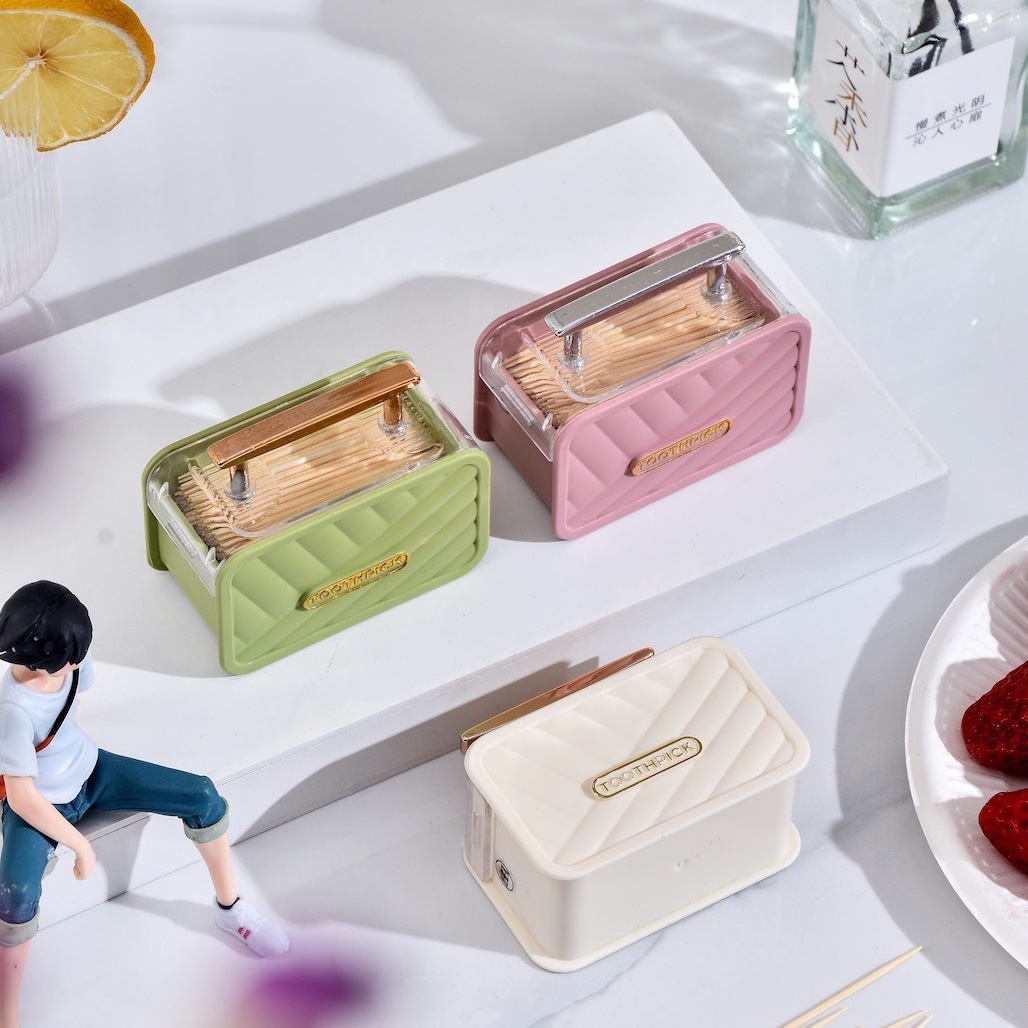 Creative handbag, toothpick box, creative toothpick, creative can, toothpick cylinder, new style toothpick decoration box Specification image