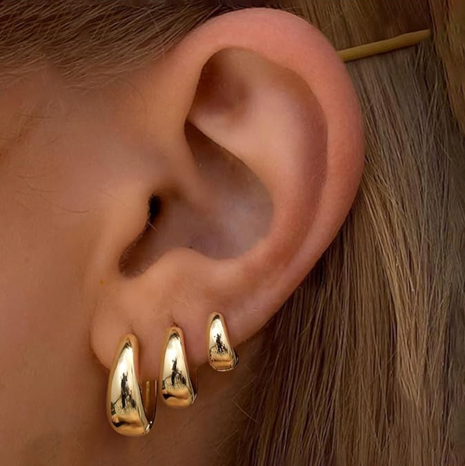 High-quality earring earrings with 14k gold plating and silver pigment rings, featuring smooth copper ear loops, are best-selling cross-border products from Europe and America on Amazon details Picture