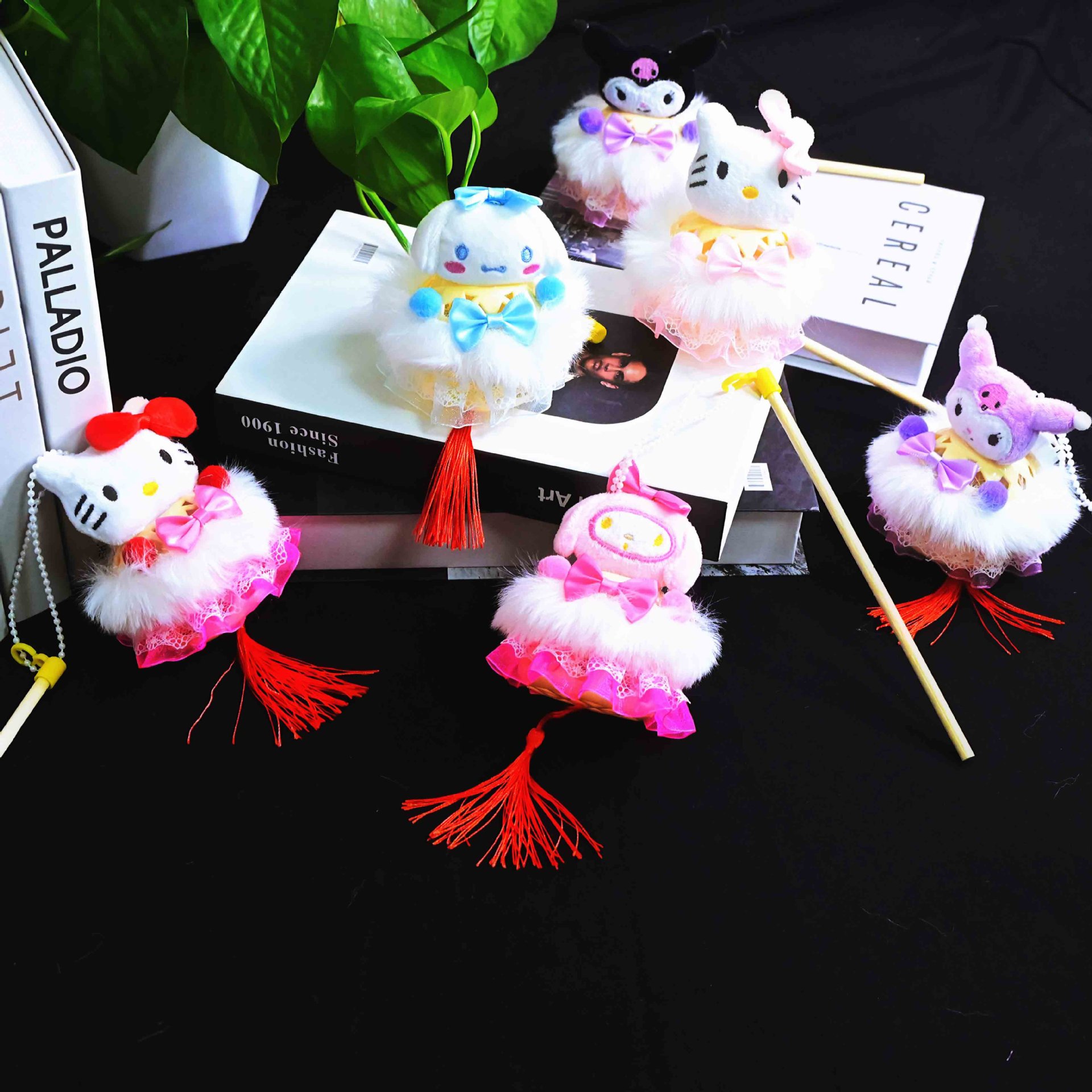 Cute cartoon-shaped luminous lanterns, children's festival decorations, hand-held flower lanterns, toy supplies for night market stalls Application Scenario