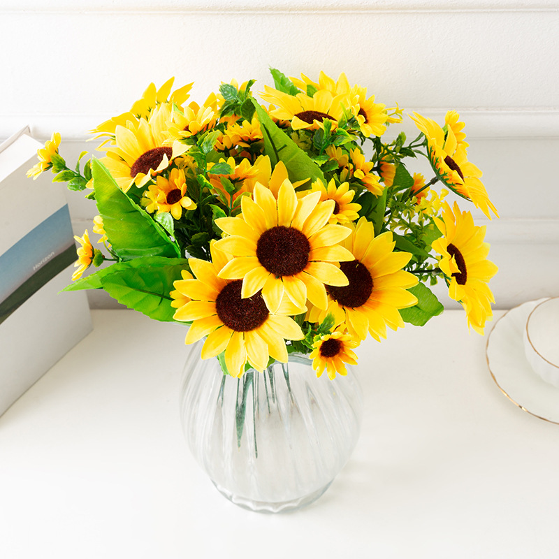 Dove artificial flowers, artificial flowers, silk flowers, sunflowers, daisies, living room decoration, wedding bouquets, prop flowers, sunflowers Application Scenario