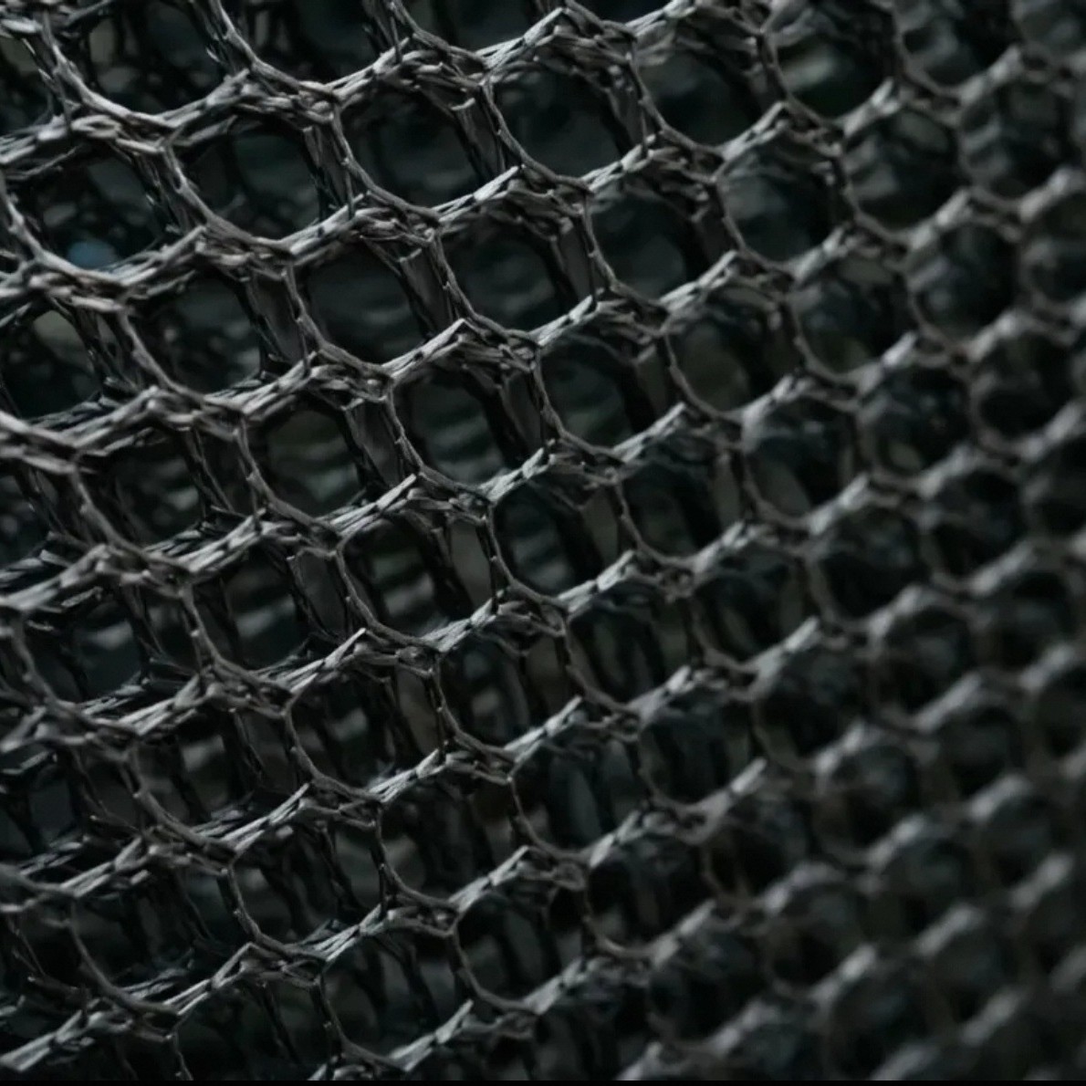 Hexagonal polyester mesh fabric series, tensile, wear-resistant and durable, is available in stock for luggage, shoe materials, handbags, laundry bags, accessories, mesh fabric and Daye luggage materials details Picture