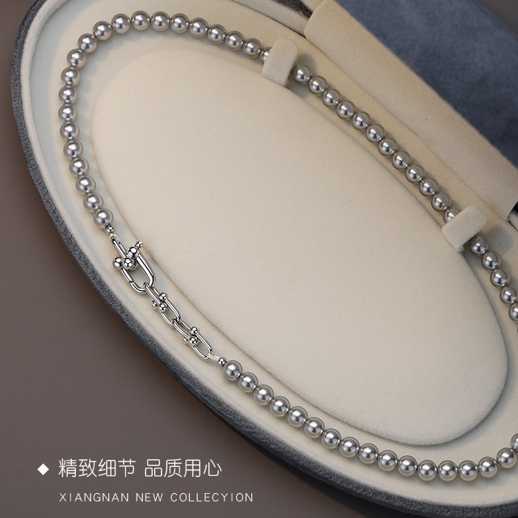 Shi Jia Zhen Duo Duo Mottled grey pearl neck chain horseshoe buckle Women's 2024 new bestseller sweater chain collarbone chain Light luxury details Picture