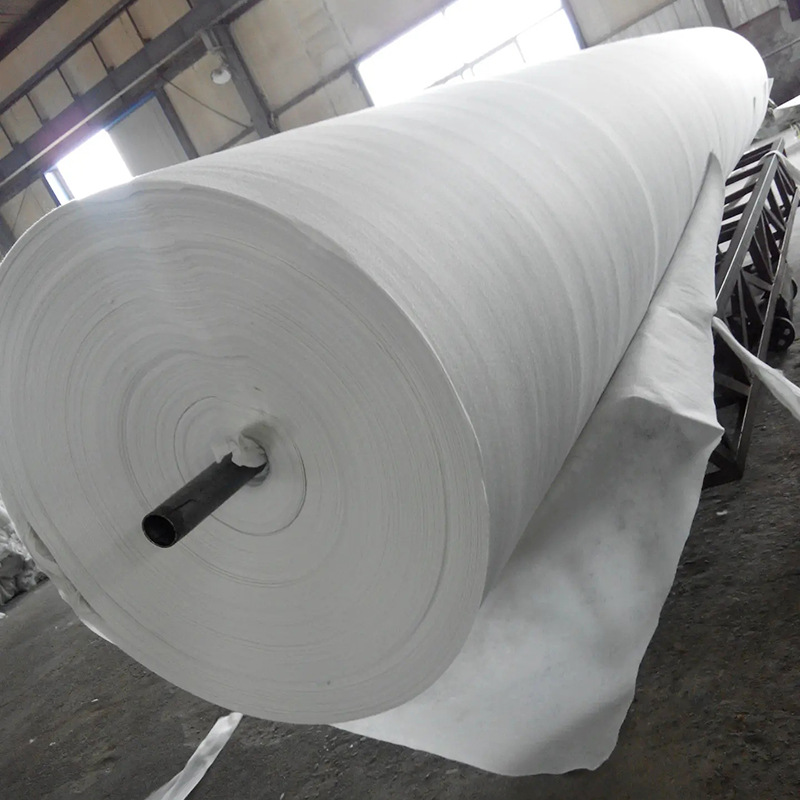 The manufacturer supplies white short-fiber geotextile, polyester, highway engineering maintenance cover, greenhouse insulation felt geotextile Specification image