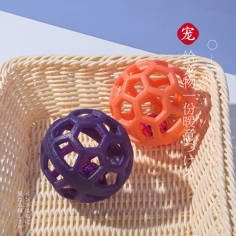 Pet toy hollowed-out bell ball dog interactive toy retrieval training includes a bell dog boredom relief tool Specification image