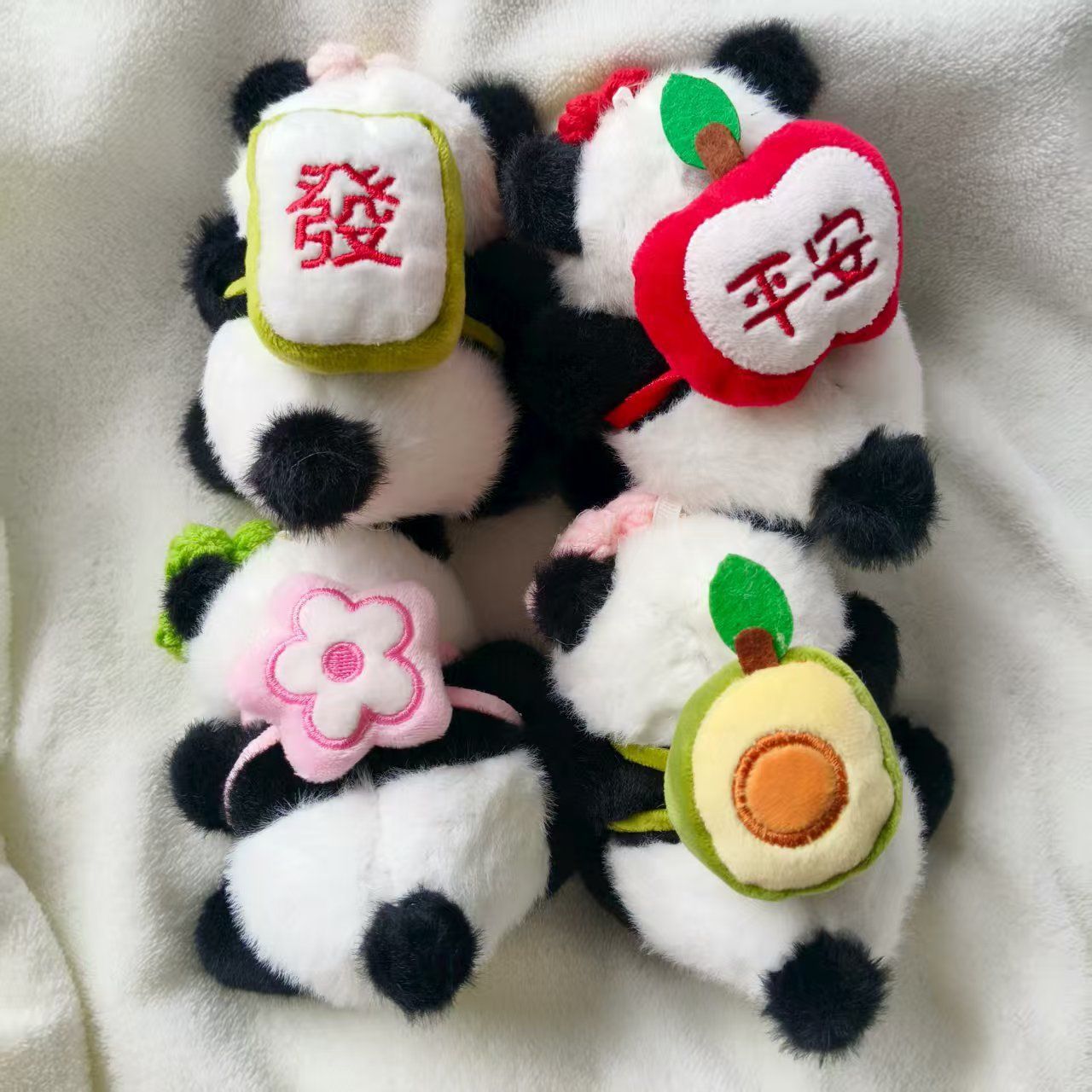 公仔挂件实物图