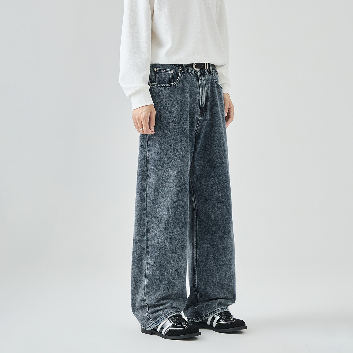 APO Men's Wear: Cross-border men's fashion brand jeans, autumn American high street washed distressed loose straight-leg long pants details Picture