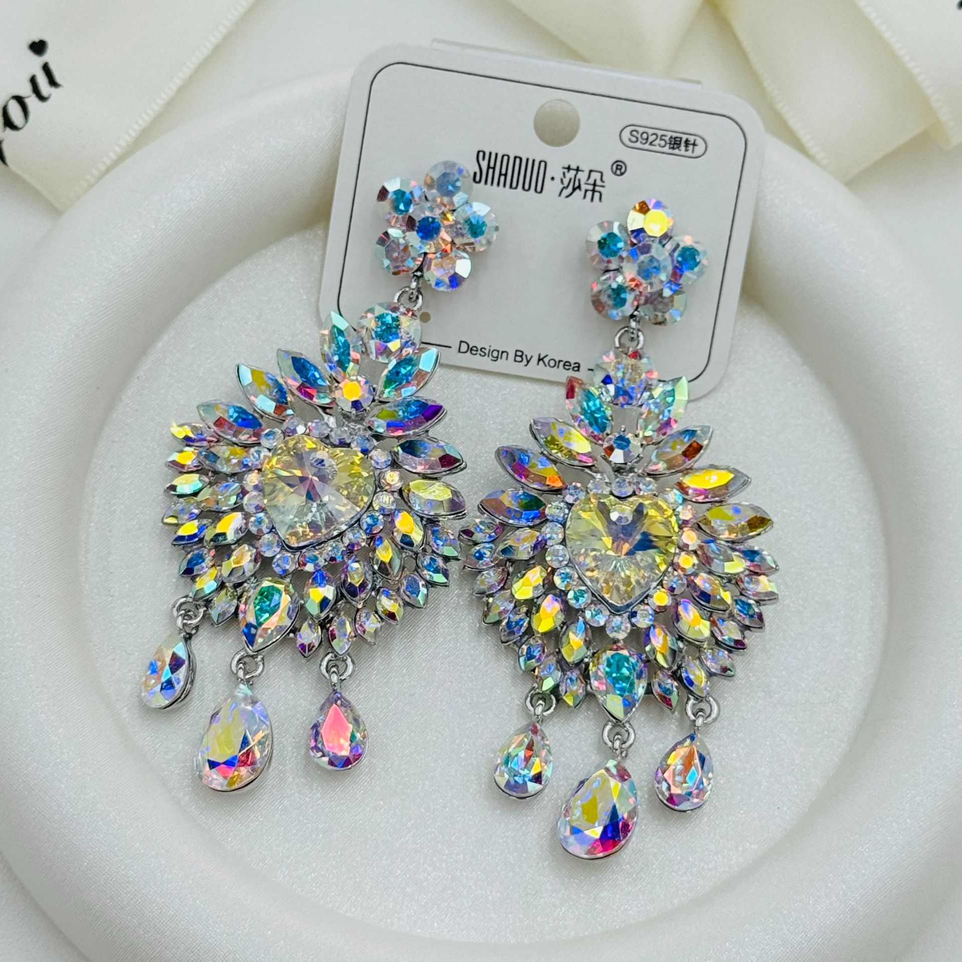 欧美夸张潮流耳环女镶钻高级感复古时尚吊坠饰品银针耳饰礼服批发