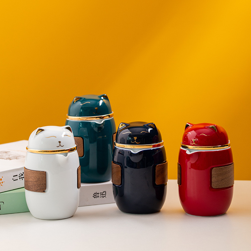 【 Maneki Neko 】 Quick Guest Cup Ceramic Travel Tea Set, one pot, three cups Gongfu tea set, portable and easy to carry for tea brewing Specification image
