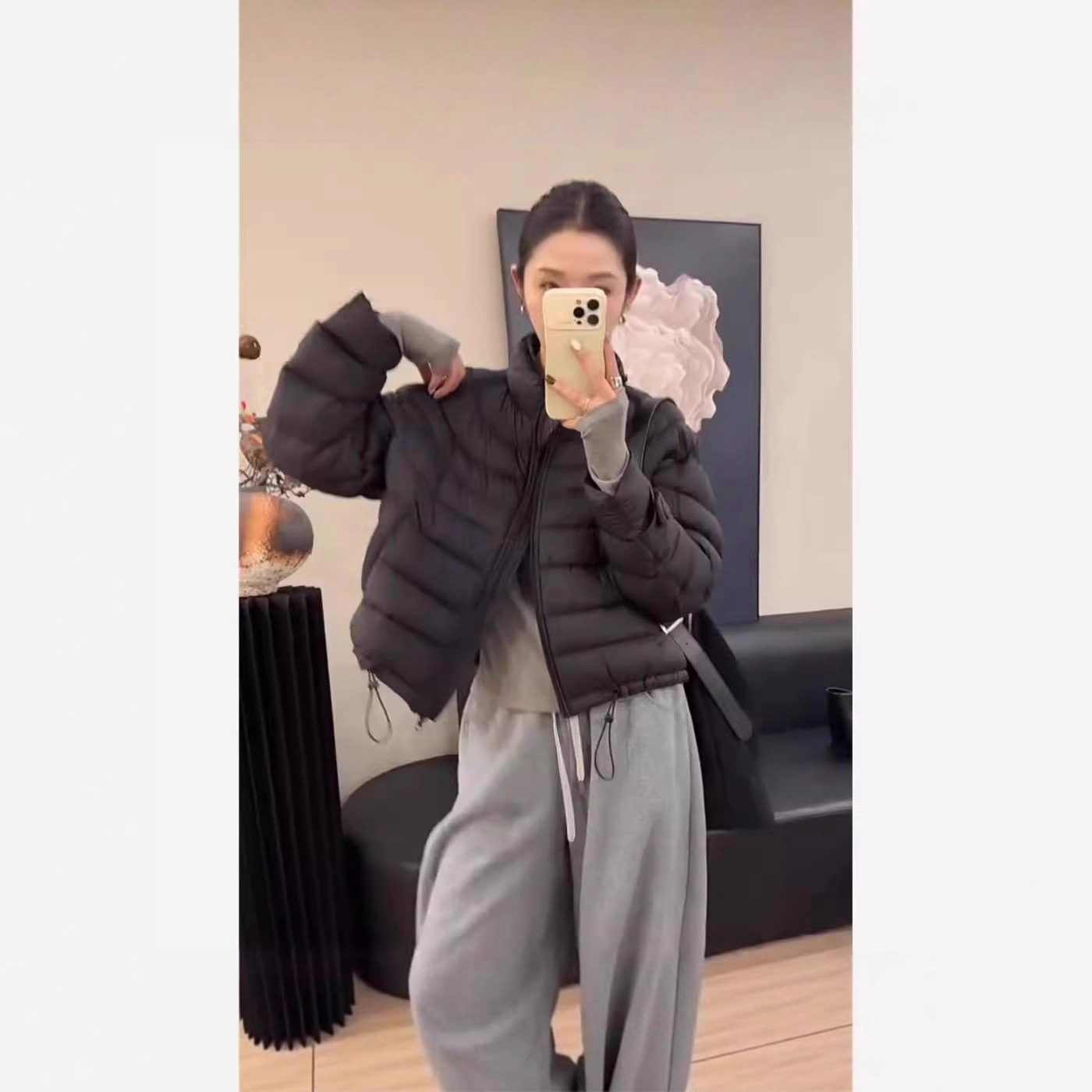 Invierno 2026 nuevo cuello de pie ligero y caliente costilla abajo chaqueta de mujer pequeña moda versátil slim abrigo corto Application Scenario