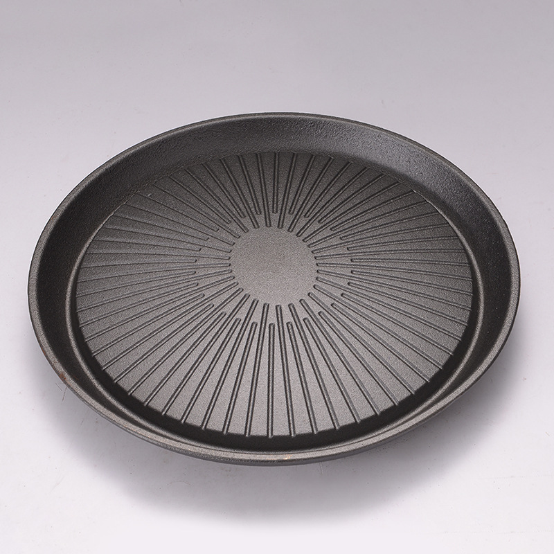 Cross-border wholesale 23cm round iron plate pizza, low-smoke steak grill plate, cast iron with stripes, creative Korean-style grill plate details Picture