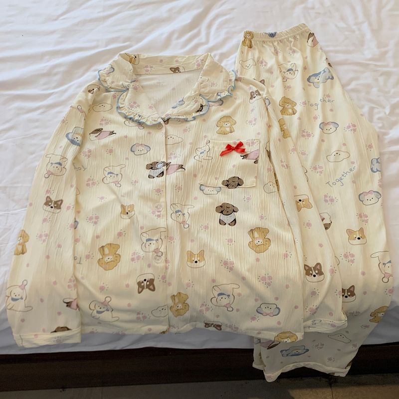 Japanese cartoon dog wrinkled fabric pajamas for women 2025 Spring/Autumn long-sleeved new sweet and cute home wear set Application Scenario