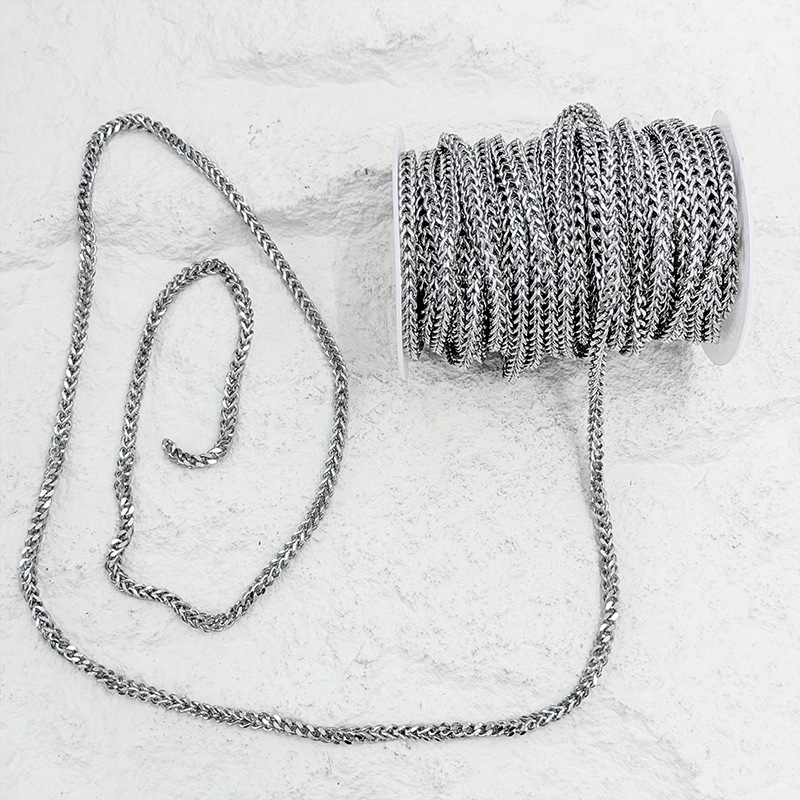 Wholesale of silver semi-finished chain jewelry accessories for both front and back color-preserving Cuban chains