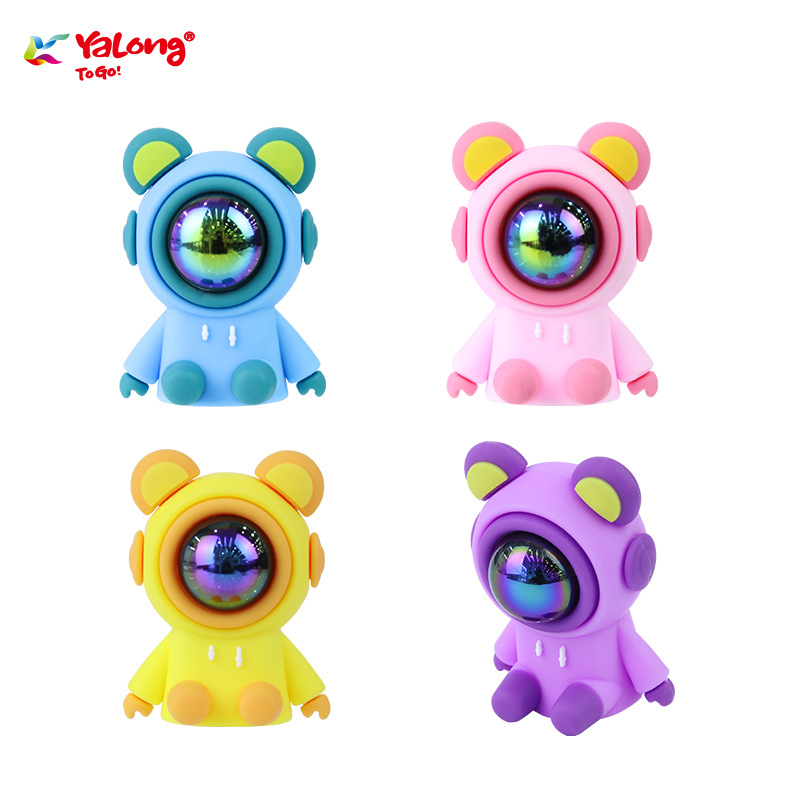 Cute astronaut pen sharpener, durable hand-cranked pencil sharpener for students, children's stationery, cartoon pencil sharpener customized by the manufacturer Item Picture