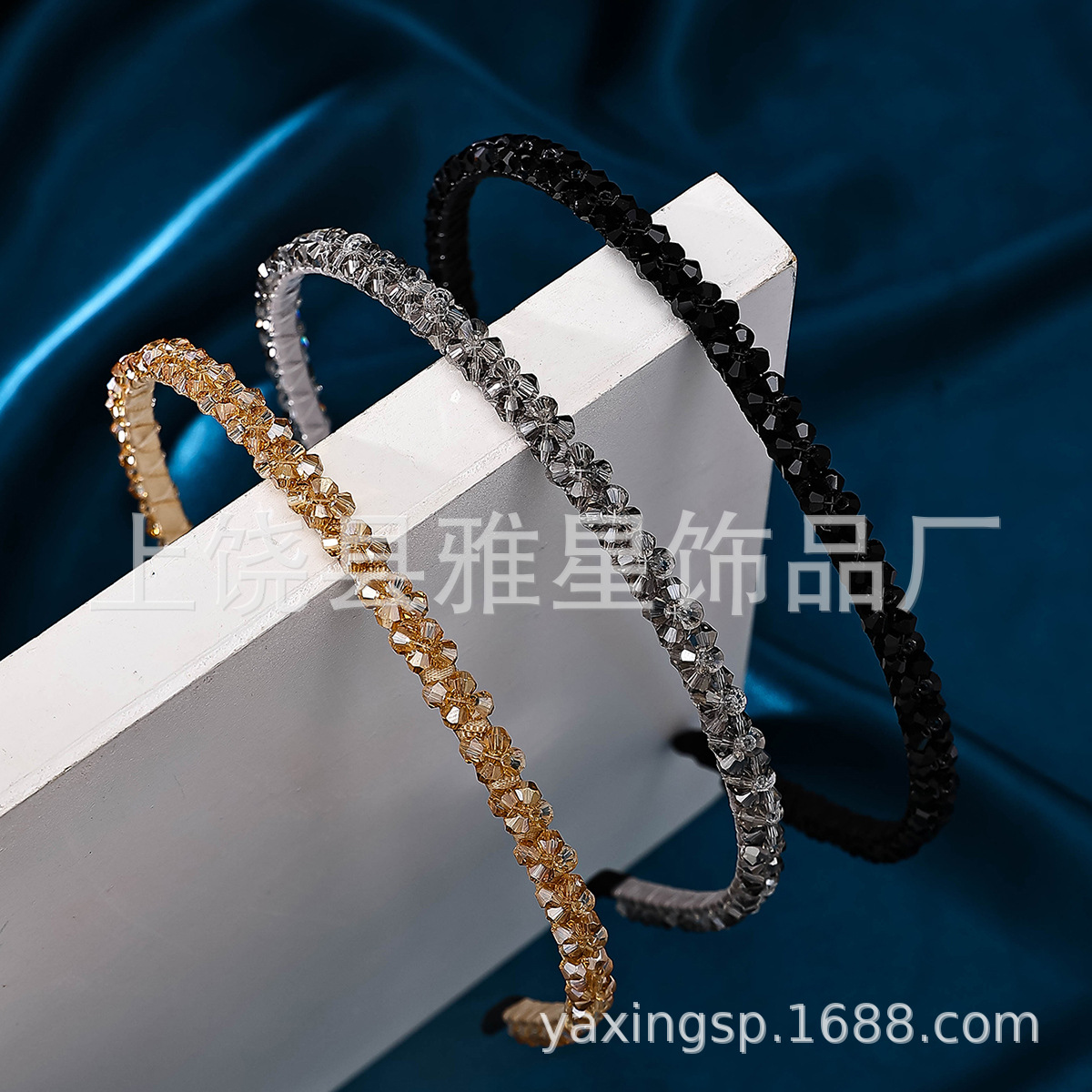 Korean style popular crystal hair bands, sweet face-washing hair clips, adult women's hair accessories, simple anti-slip and fashionable headbands wholesale Specification image