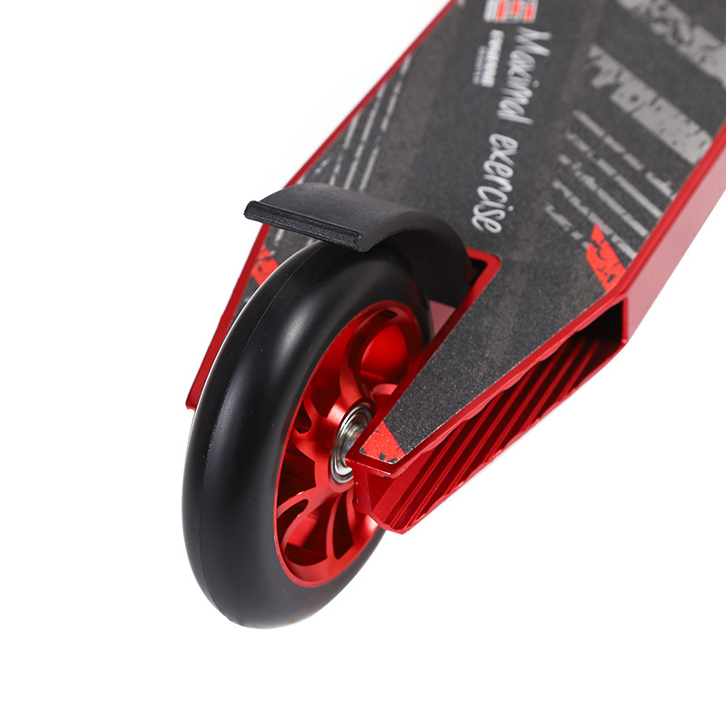 Cross-border best-selling fashionable and cool adult mobility scooters, stunt bikes, extreme scooters, aluminum wheel core scooters Application Scenario