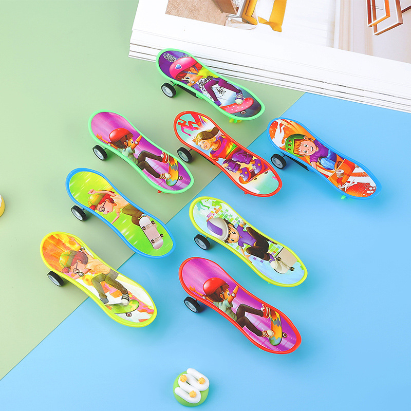 Finger rebound scooters, toys, children's sliding cars, boys and girls, street stalls, night market gifts, wholesale supply Application Scenario