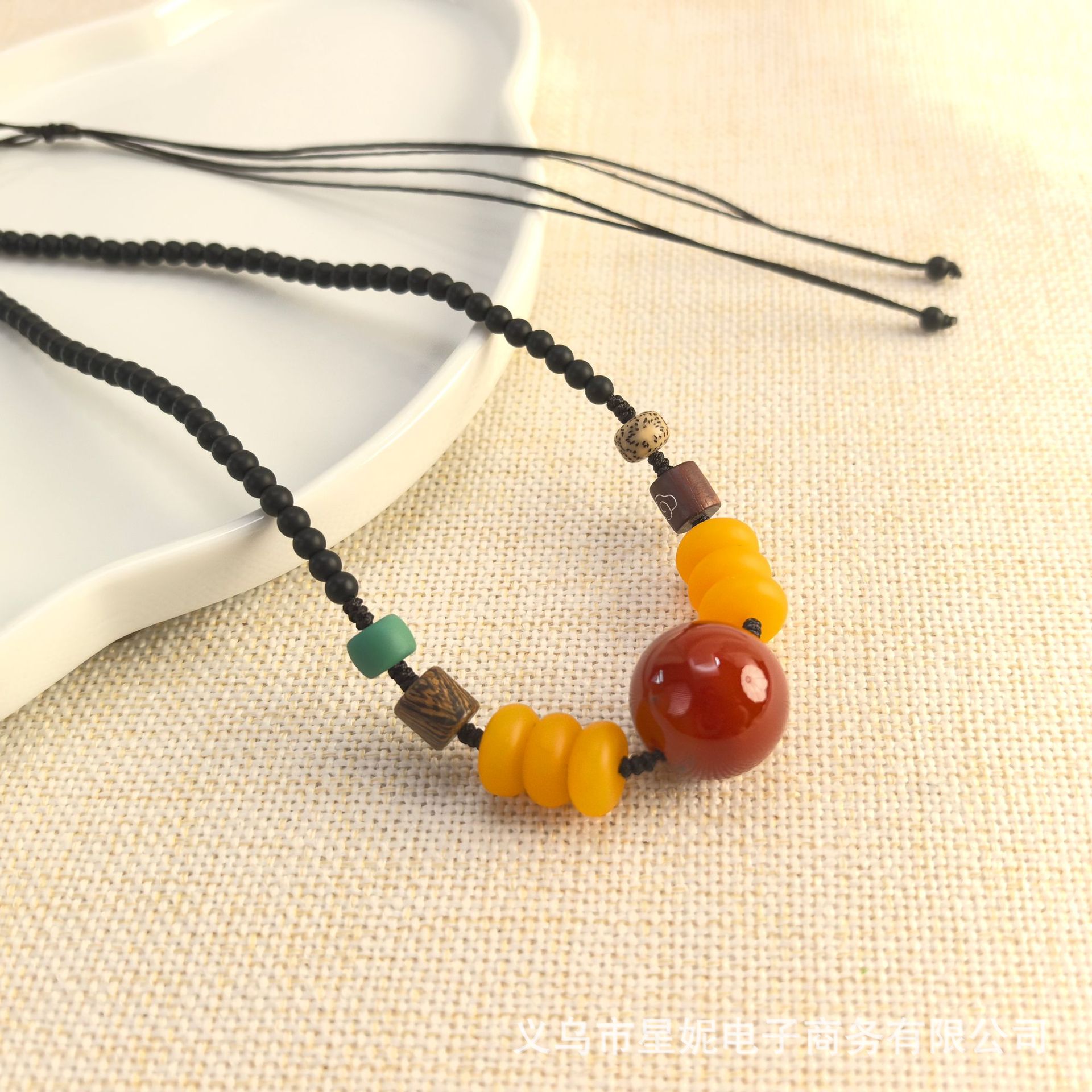 复古二代蜜蜡圆珠项链女百搭民族风平安扣锁骨链吊坠挂件毛衣配饰