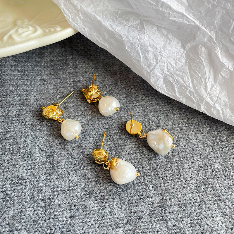 NALA娜啦异形巴洛克大珍珠耳环耳环不掉色法式百搭精致耳环产品图