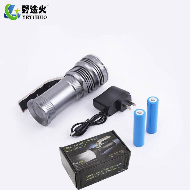 Aluminum alloy outdoor long-range lighting flashlight, charging portable lamp, LED patrol xml-t6 high-intensity searchlight
