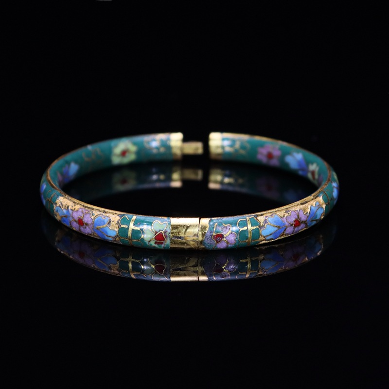Beijing Cloisonne vintage collectibles, classical ethnic style copper body cloisonne enamel jewelry, semi-gold base bracelet Specification image
