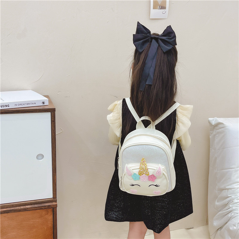 New children and students' casual backpack, cartoon cute little horse lightweight backpack, girls' kindergarten schoolbag details Picture