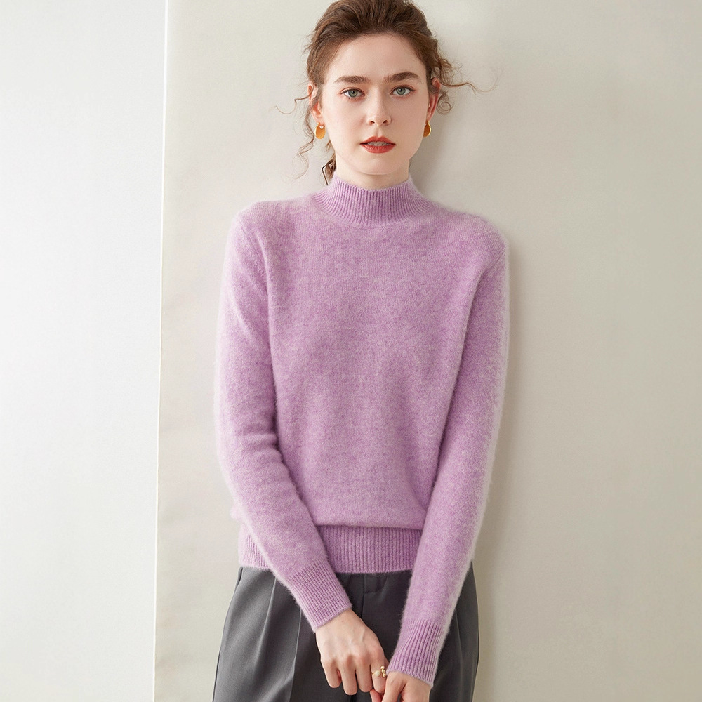 Semi-high-neck cashmere sweater for women, thick solid color, versatile, loose, slimming, soft and skin-friendly, autumn and winter knitted base sweater Application Scenario