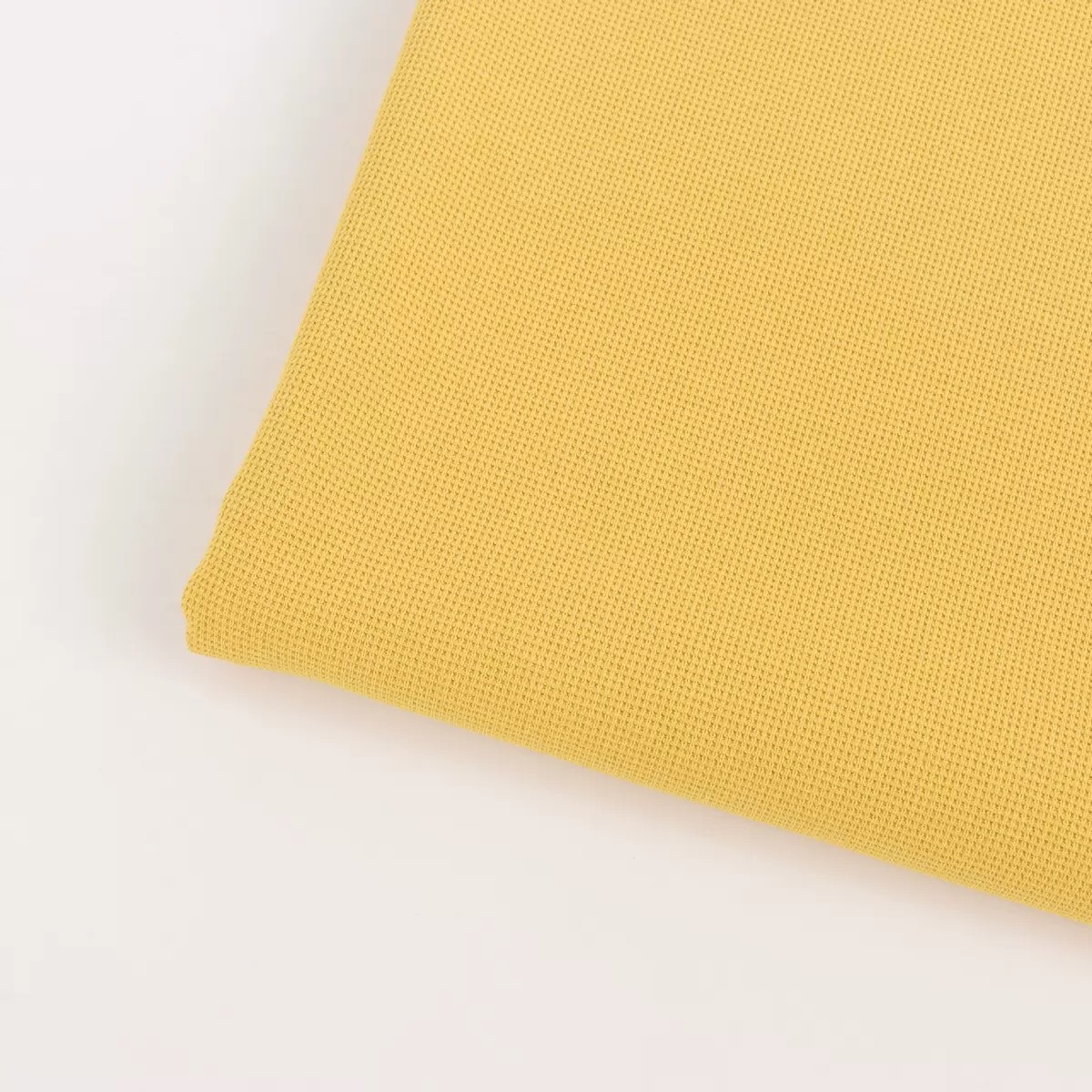 Wholesale of 200g Krosin cotton-like small checkered fabric and cool silk cotton fine waffle fabric for casual fashion Application Scenario