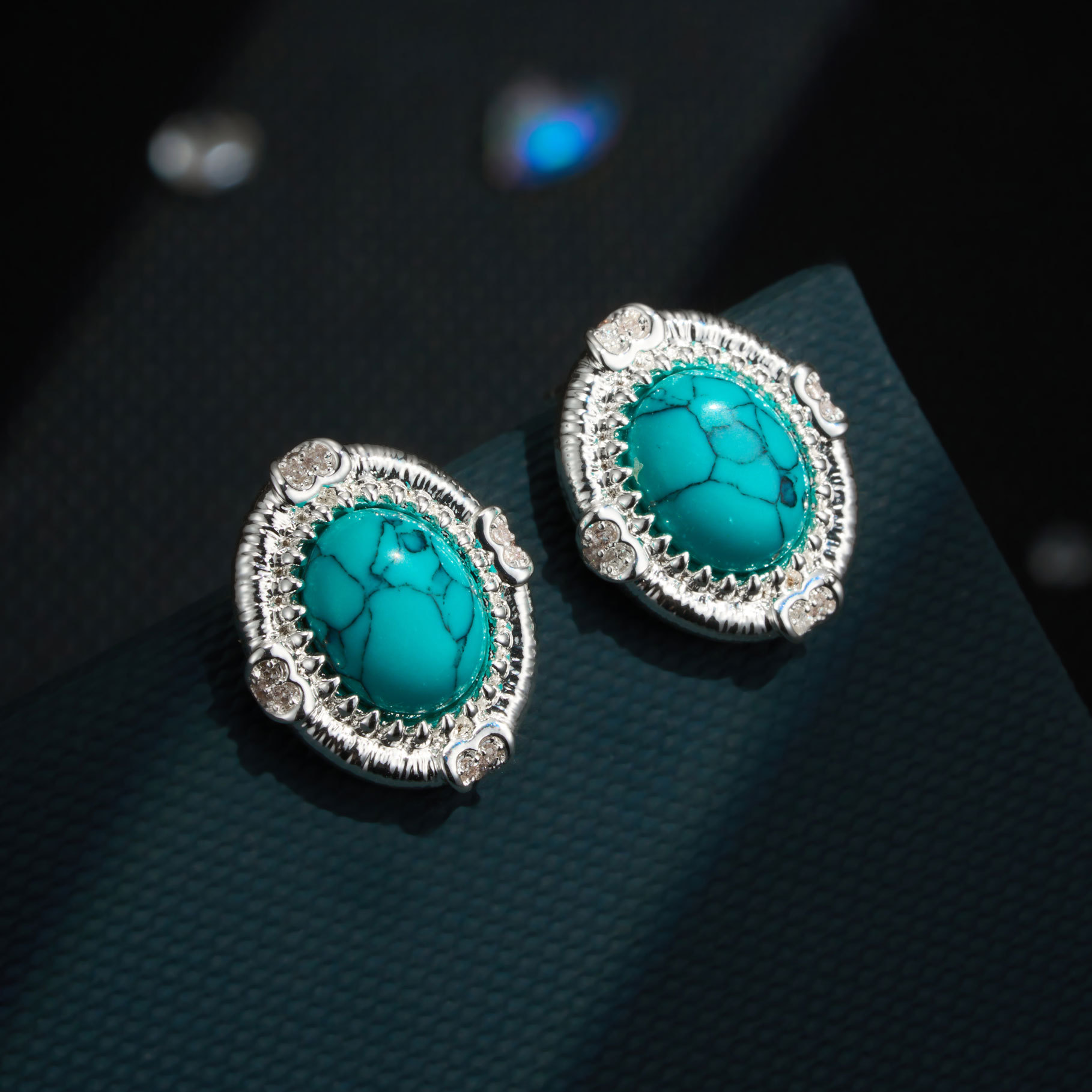Retro and high-end blue turquoise oval stud earrings, copper alloy micro-inlaid zircon s925 silver needle ethnic style versatile earrings details Picture
