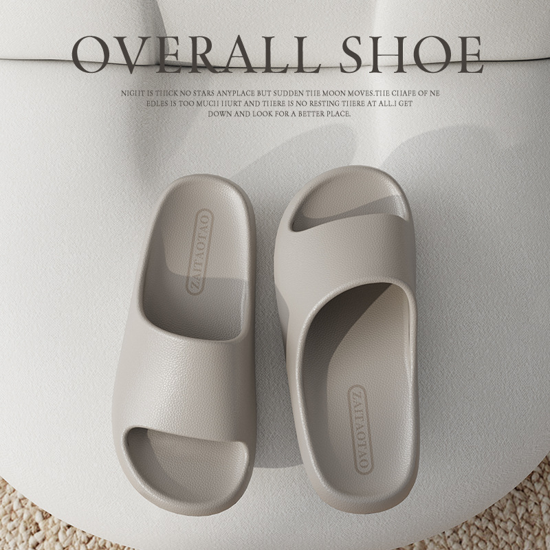 Men's eva leather texture flip-flops feel like stepping on poop. Women's anti-slip bathroom for home use, no smelly feet. Summer bath indoors at home Application Scenario