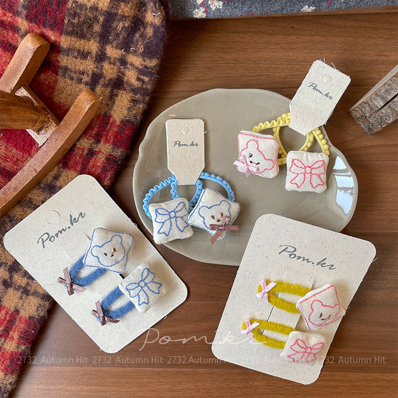 New Korean-style sweet hand-embroidered little bear hair clip fabric children's side broken hair bangs clip bow hair accessory Pom.kr Little bear bow embroidery hair accessory: blue, yellow and pink hair clips and hair bands soft and cute sweet girl details Picture