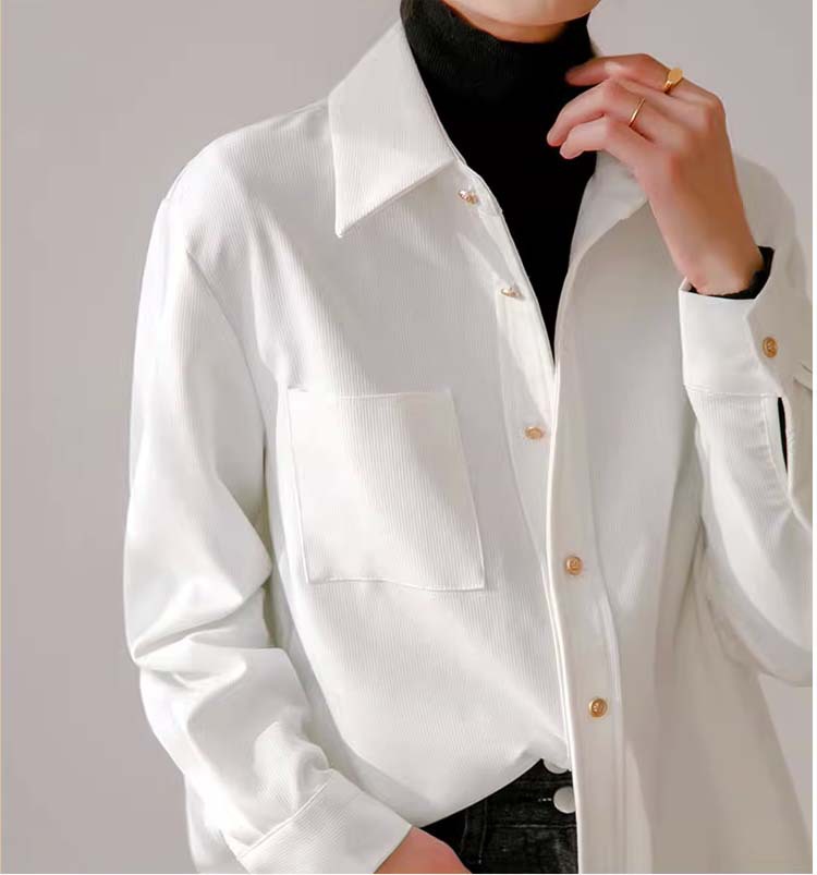 女式衬衫实物图