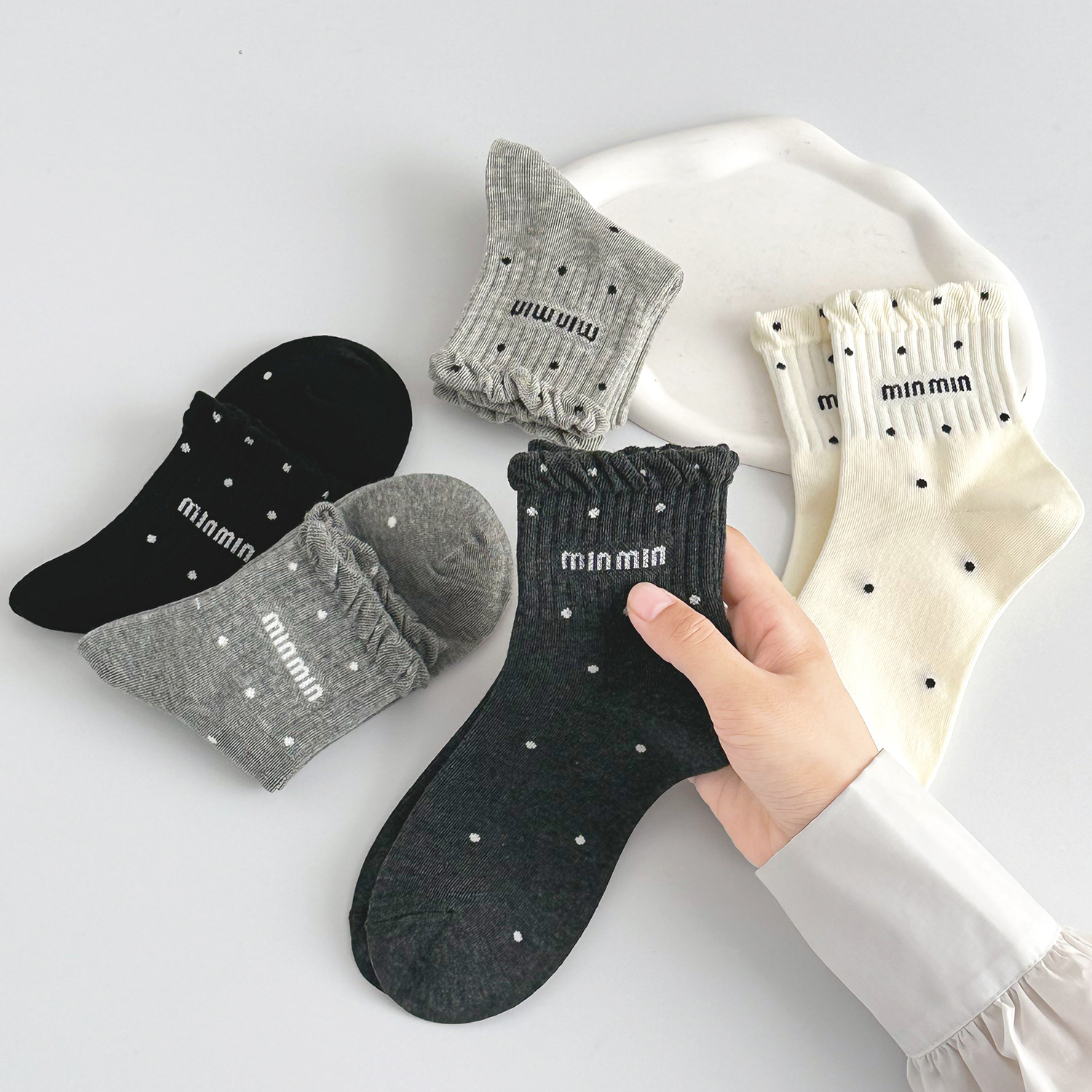 Women's socks, mid-calf socks, lace socks, miu series, college style socks, polka dot trendy socks, breathable cotton socks, fashionable and versatile styles details Picture