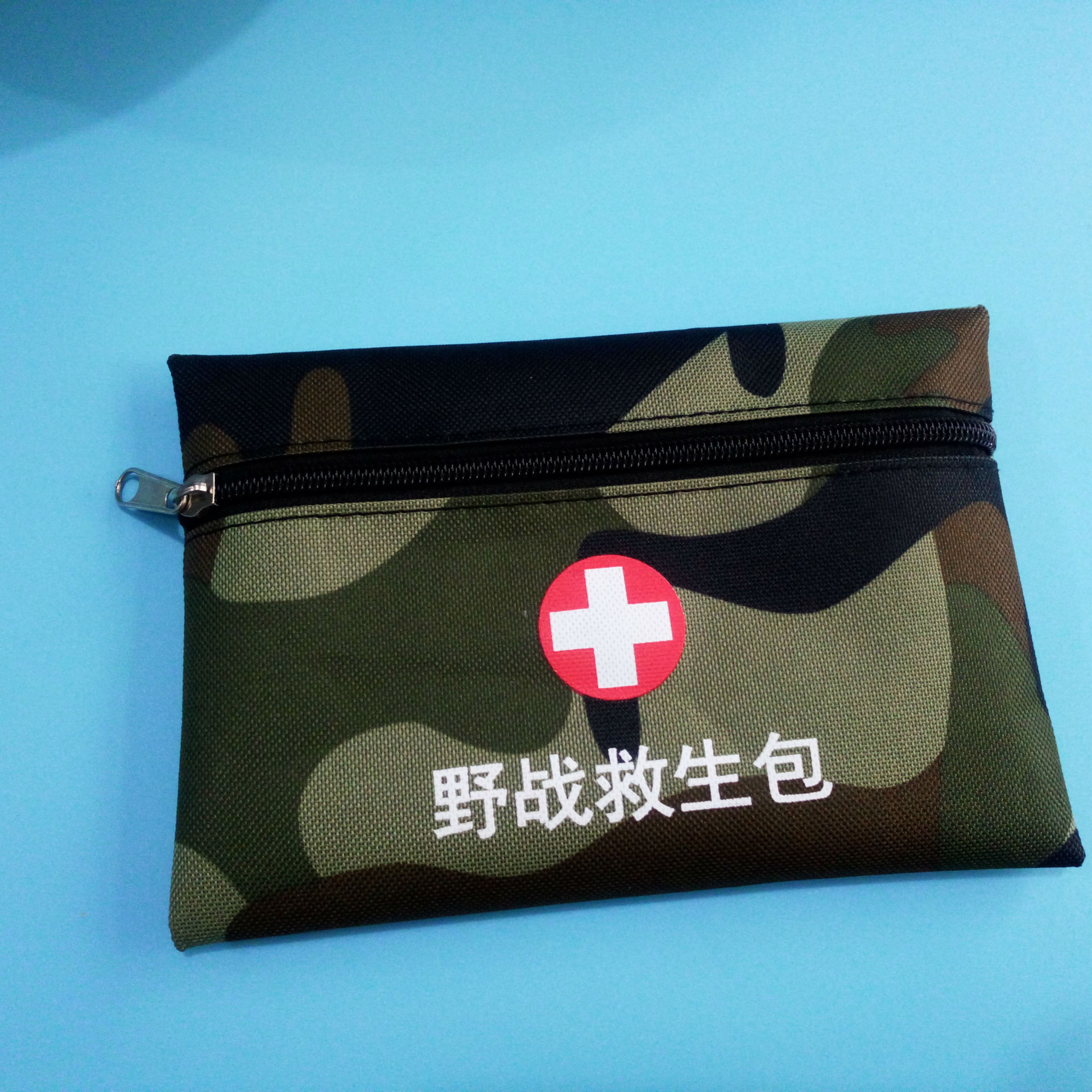 Camouflage high-temperature bag, waterproof medical emergency kit, home outdoor survival custom logo, outdoor field first aid kit Specification drawing