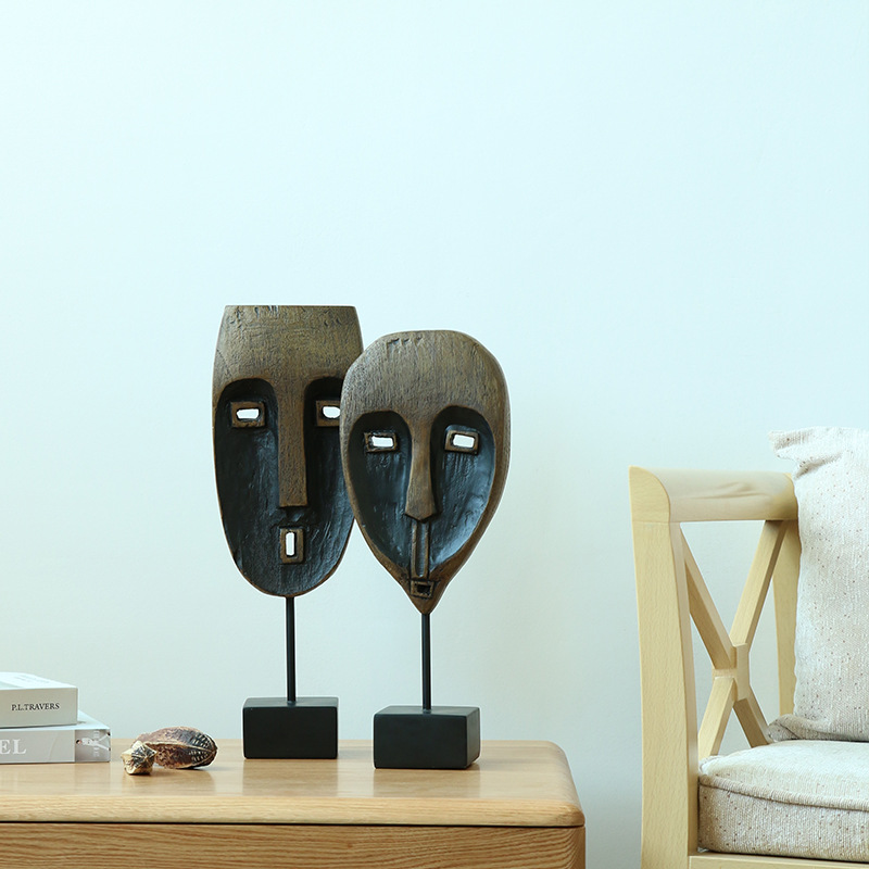 2026 New style resin exquisite carved items, African masks, wood carvings, decorative wood carvings, and handcrafted sculptures Application Scenario