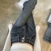 Autumn new double-button slightly flared jeans for women, high-waisted, slimming, petite look taller and slimmer, elastic flared pants Application Scenario