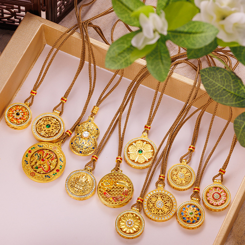 High-color-preserving live-streaming style woven rope necklace in sand gold, new Chinese style, rotatable six-character mantra Eight Treasures compass pendant full figure