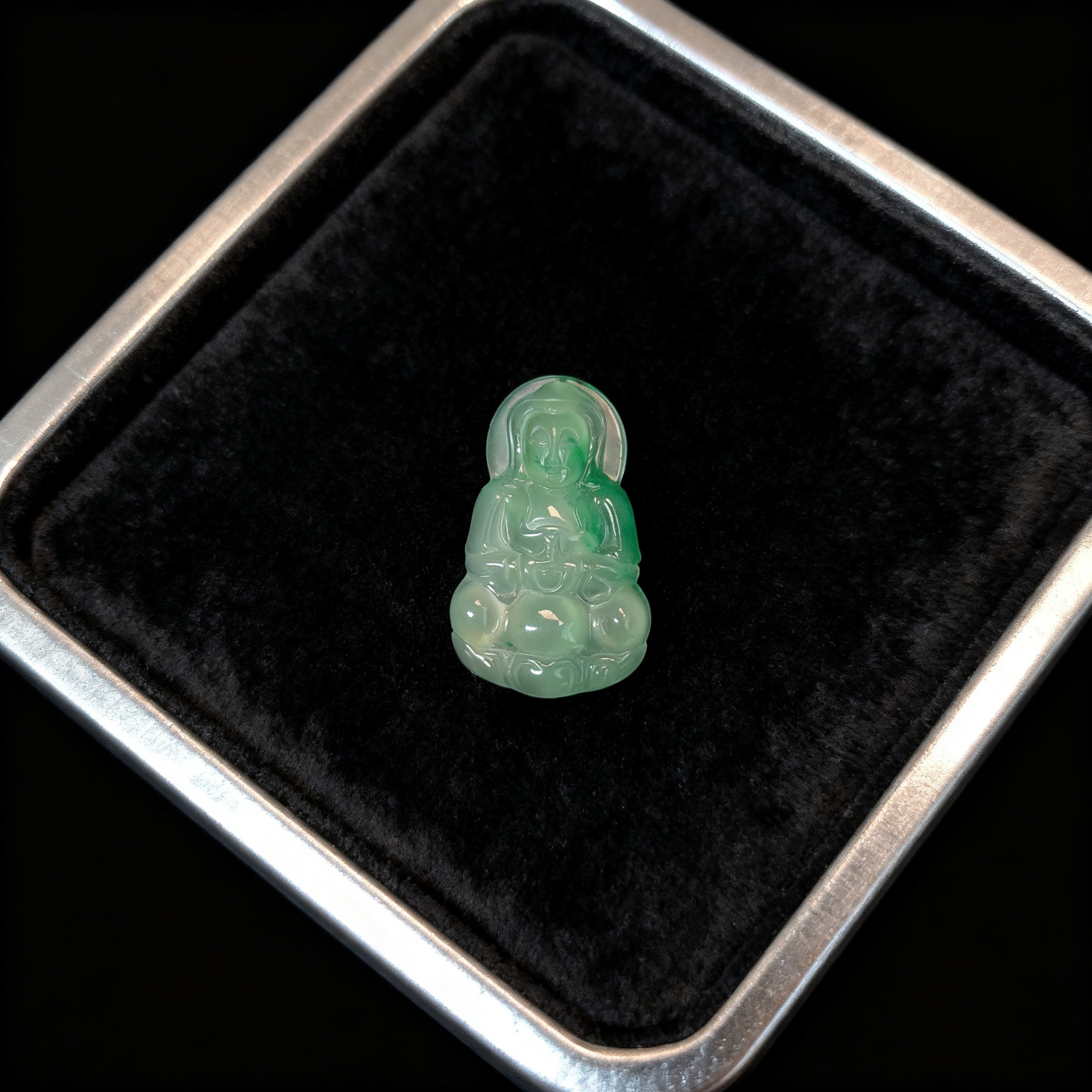 Natural African jadeite Guanyin pendant for men and women necklace pendant material, handcrafted diy jewelry accessory wholesale details Picture