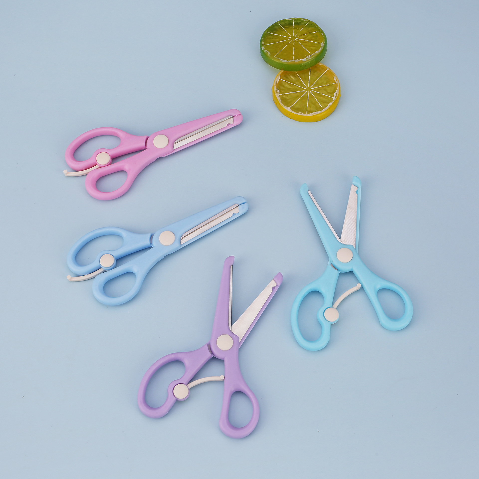 Pioneer 1287 Student Scissors Elasticity Aid Children's scissors learning stationery, Special scissors for hand paper-cutting Application Scenario