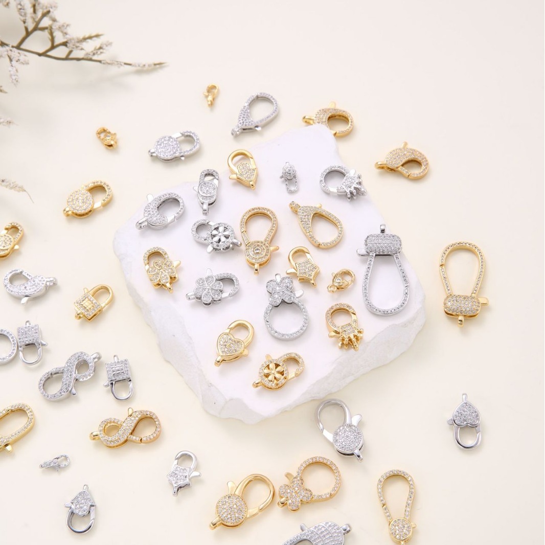 High-quality diamond-encrusted, high-grade brass cast special-shaped lobster pendant, necklace pendant, clothing pendant, 18K color retention