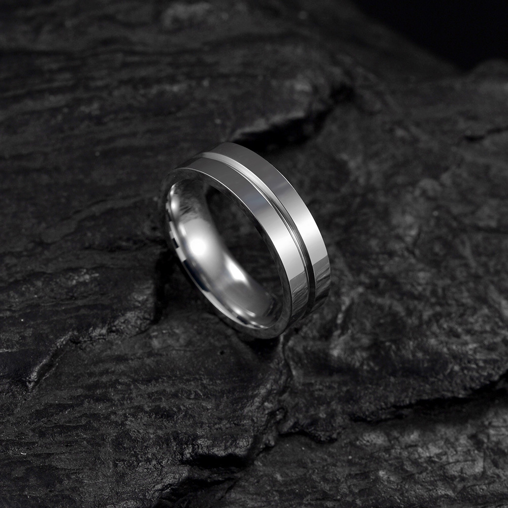Wholesale of new European and American simple and fashionable accessories in 2024, standard US size 6MM wide middle groove stainless steel ring Specification image