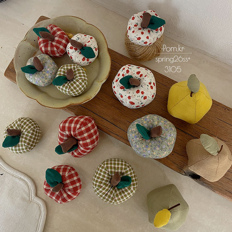Spring new floral apple figurine, fabric handcrafted fruit-themed photography prop, InS-style room decoration item